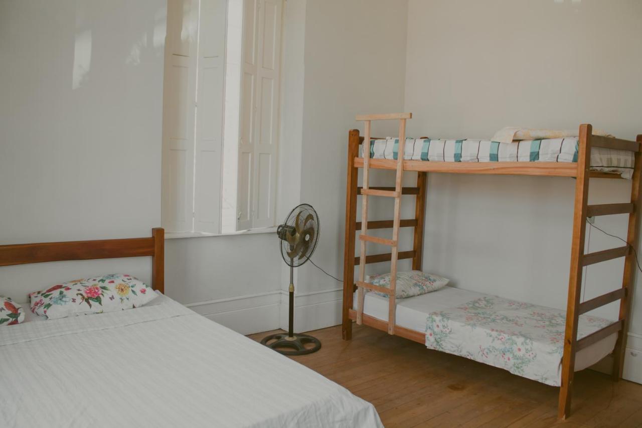 Vila Santa Eulalia Hostel Pelotas Bagian luar foto